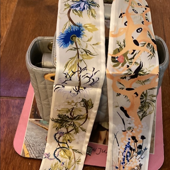 Twilly - Picture 2 of 3